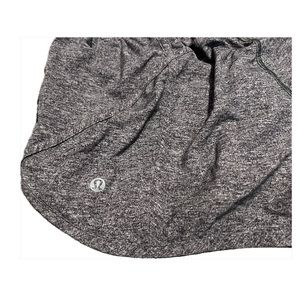 Lululemon Mid-Rise Shorts with Liner Size 6